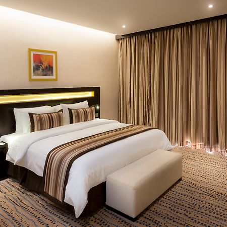 מלון מנאמה Golden Tulip Bahrain מראה חיצוני תמונה
