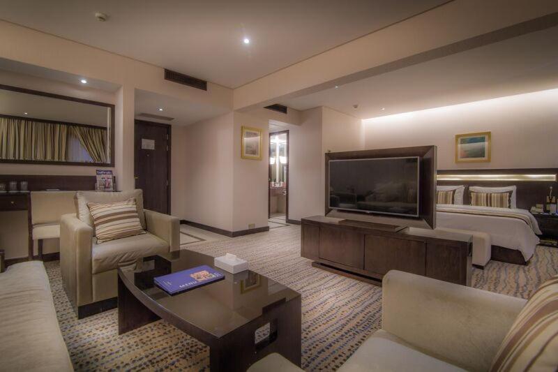 מלון מנאמה Golden Tulip Bahrain חדר תמונה