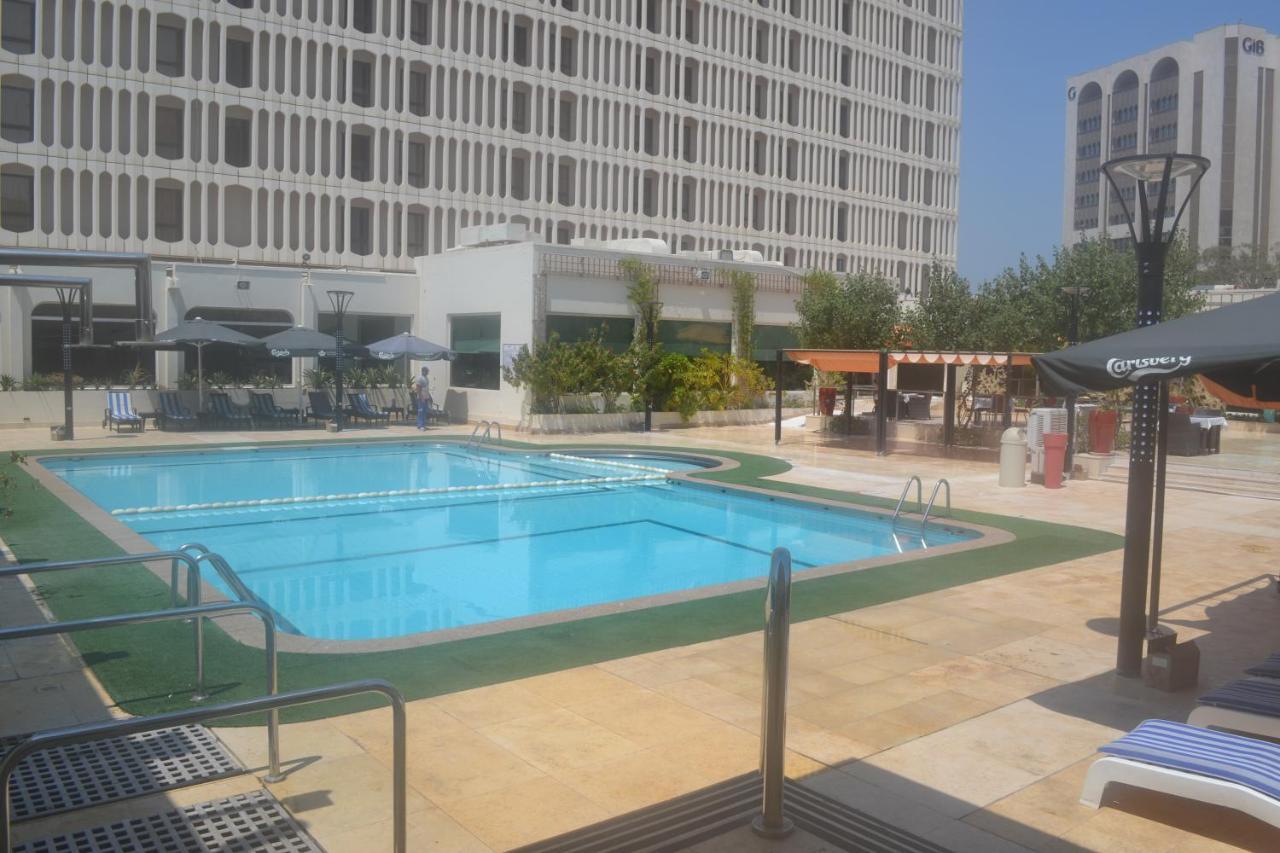 מלון מנאמה Golden Tulip Bahrain מראה חיצוני תמונה