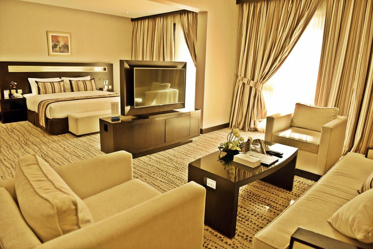 מלון מנאמה Golden Tulip Bahrain מראה חיצוני תמונה