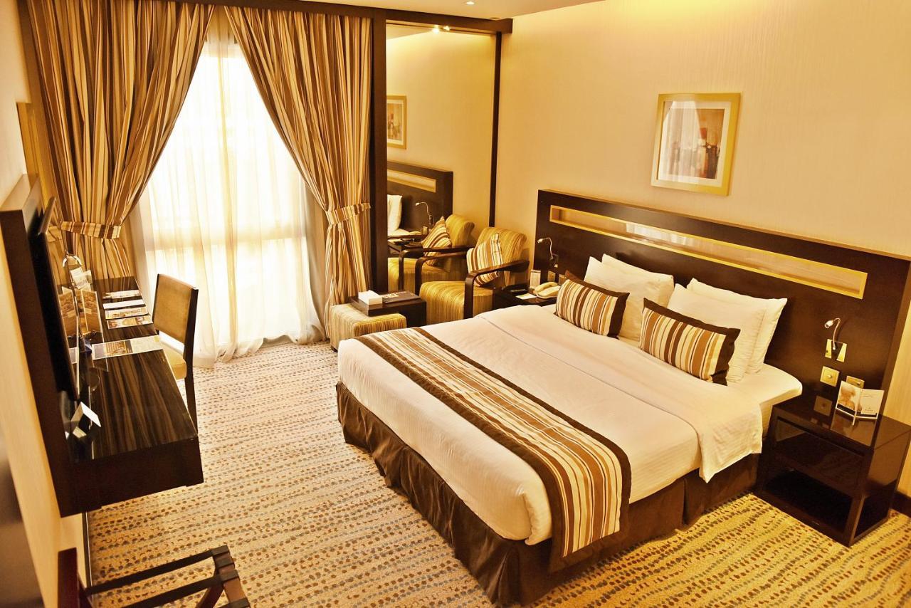 מלון מנאמה Golden Tulip Bahrain מראה חיצוני תמונה