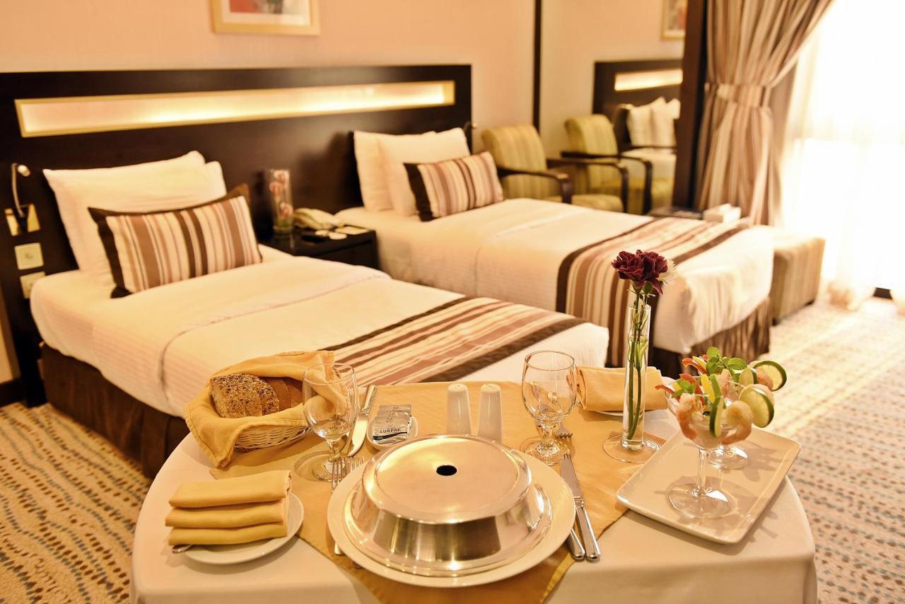 מלון מנאמה Golden Tulip Bahrain מראה חיצוני תמונה