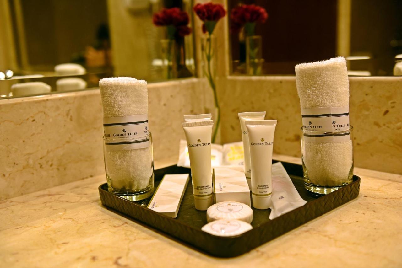 מלון מנאמה Golden Tulip Bahrain מראה חיצוני תמונה